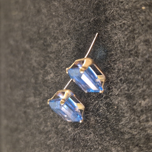 6.5 tcw Bali Topaz Earrings - Picture 2 of 4